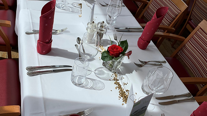 Loechnerhaus_Slider_Familienfeier_692x389_e